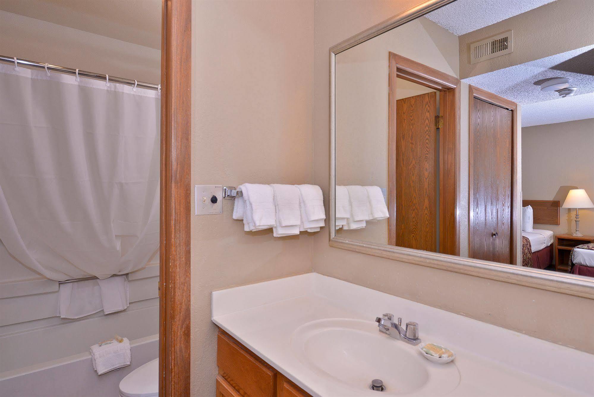 Mainstay Suites Springfield South - Battlefield Rd Kültér fotó
